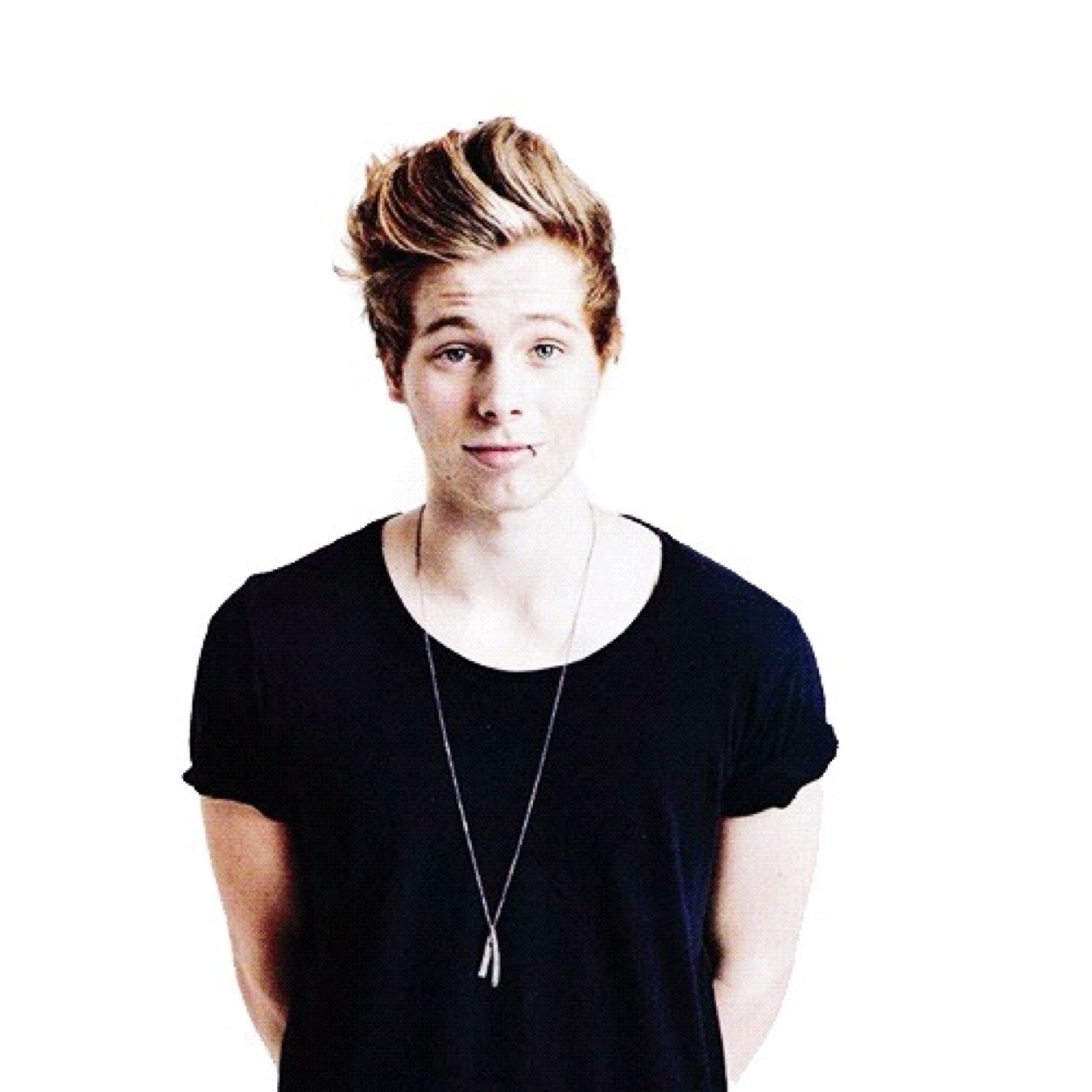 follow @CLIFFOCONDASH she gave you a free follow :) x RT link as well plssss