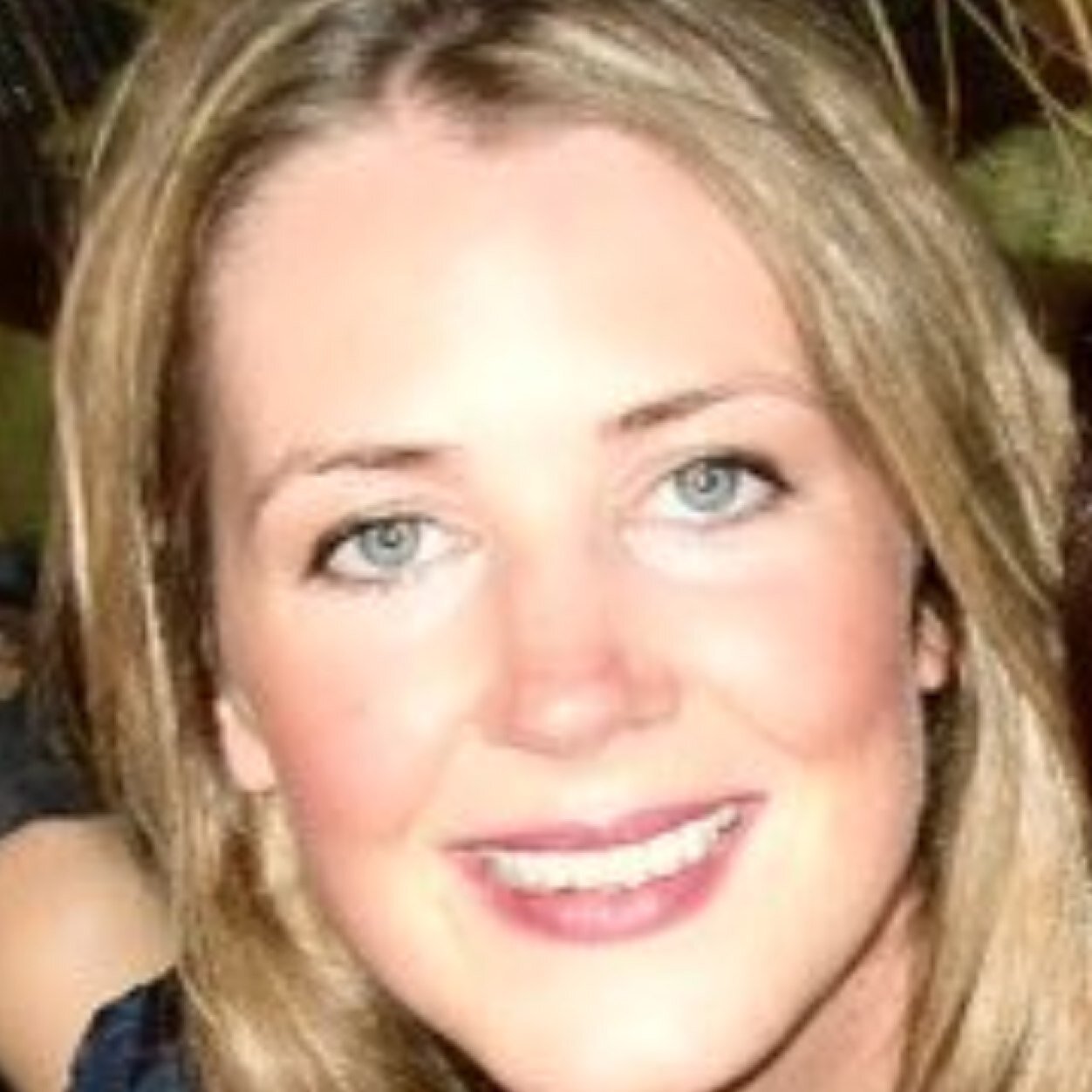 CaoimheLK's profile picture. Bored