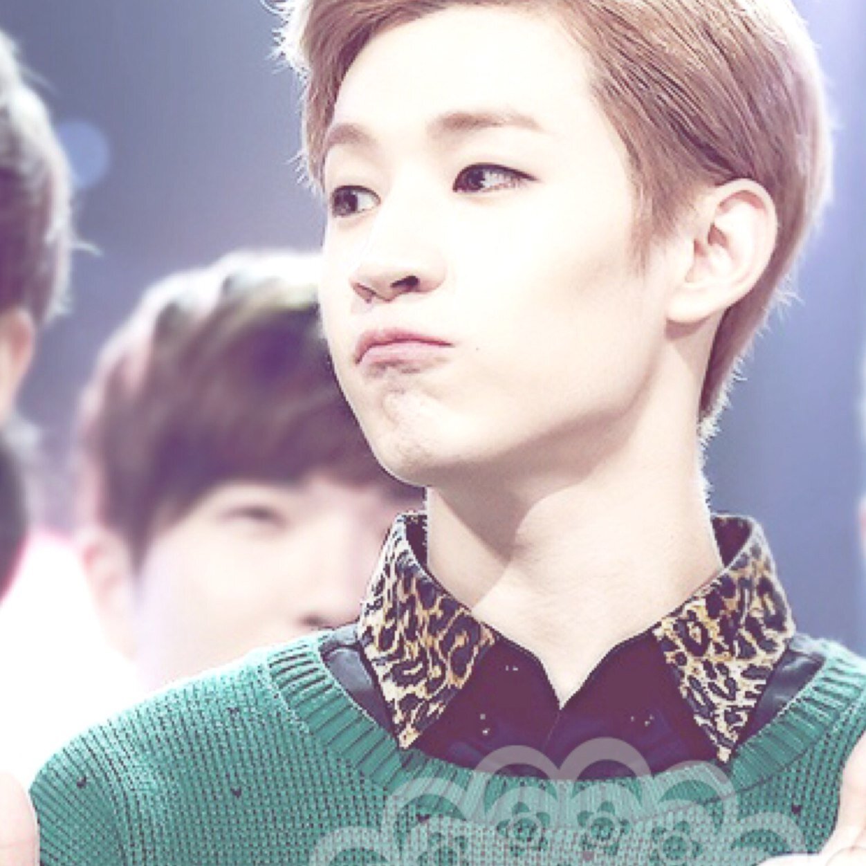 Hello i'm snoopy :) and i very love henrylau :)