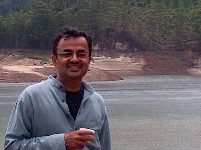 CEO at Waterlife, pioneered the concept of Community Drinking Water Solutions in Rural India. Works on Water, lives on Chai