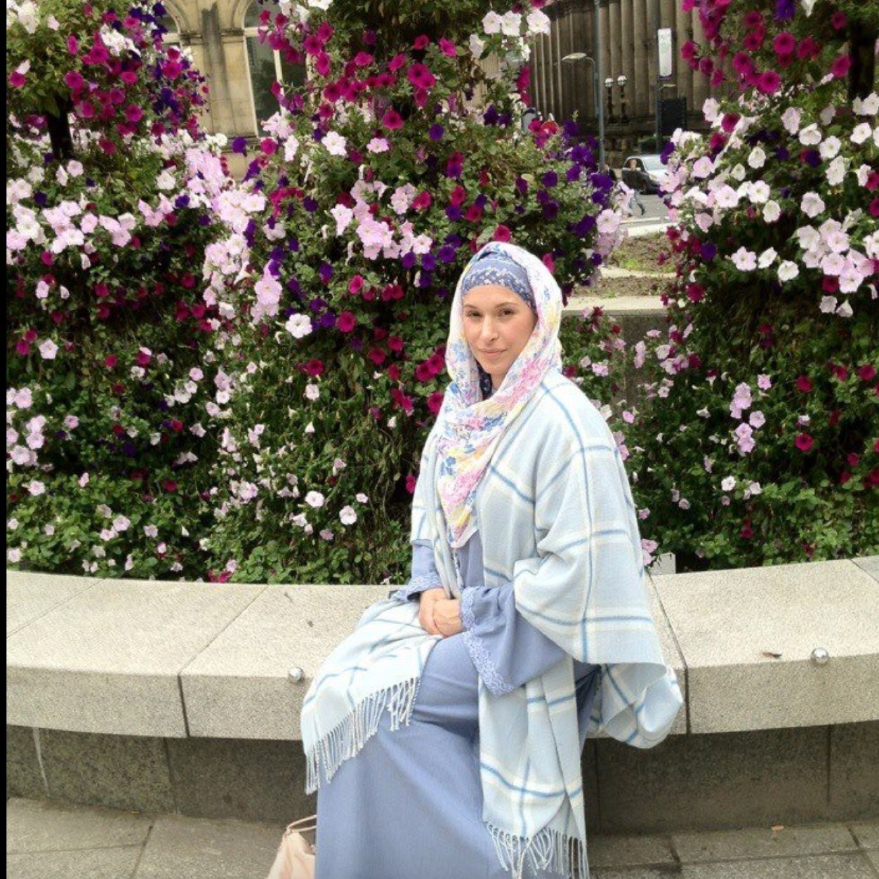 Clinical Hijama Therapy Practitioner & Beauty Therapist. Kareema Crawford BA (hons.) Dip (HT). ICAHT&GRCCT member. kareemaislam@hotmail.com