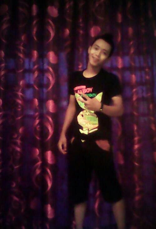 WELCOME TO MY TWITTER
 wc - red_vvips99
  i/g - red_vvips14
  fb - ehh dhino
            - sporting -