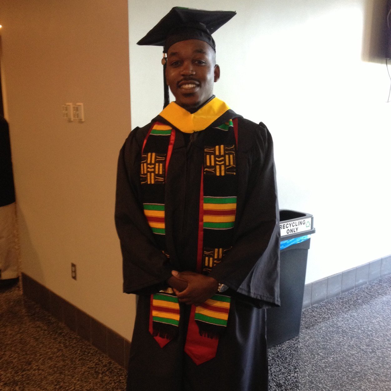 ***DON'T MISTAKE MY TWEETS FOR MY ACTIONS***; Through God anything is possible! ΦΒΣ 2ΕΨSP13 Deuces Wild #Rock #Terpnation - 4th year Student Doctor