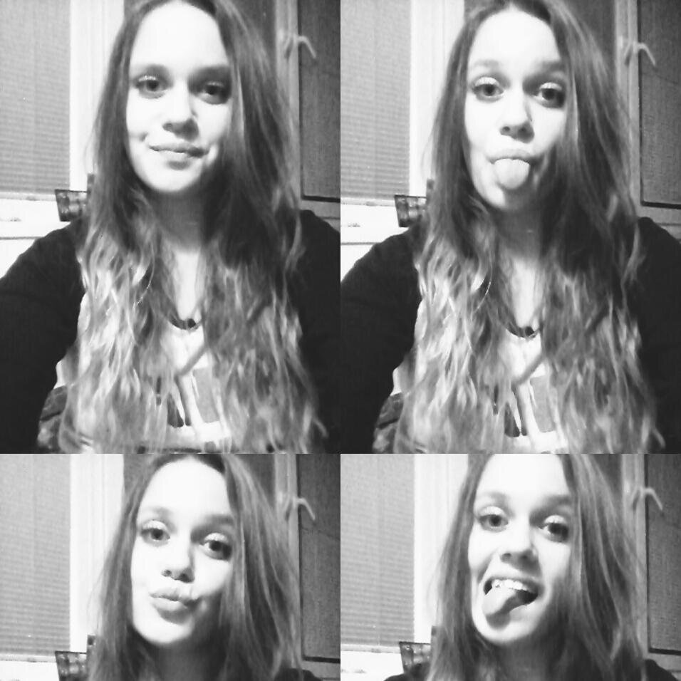 Directioner, LS ♥ and Smiler ^^ ...ℱℴℓℓℴω me and i ℱℴℓℓℴω u back :) xx