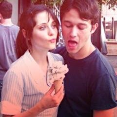 Team Burton. Poseidon's child #TeamChloeMoretz #DuffPower #RadiateLove #TeamSteinfeld, #KickAss, 8 juillet 2014 (l) - Arctic Monkeys, #ThePrettyReckless #Zoseph