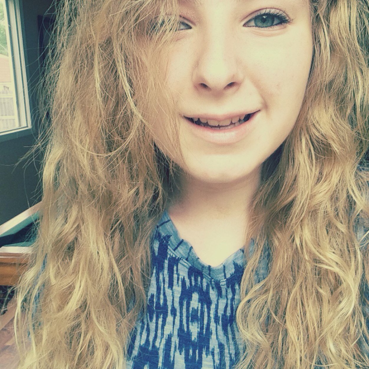 alexrak69's profile picture. 