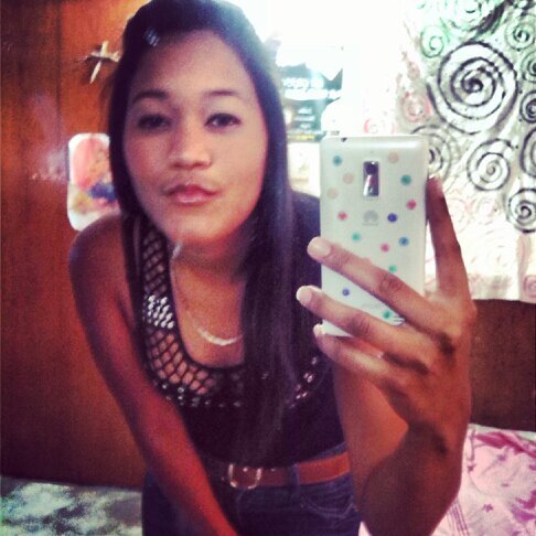 Enamorada de Mi!, amante d Dios!! hija de mami! T.S.U RRPP - I'Love! locutora&AsesoraTuristica, Deportista:P,Creativa! amargamnt divertida!, Obsesion:heels!