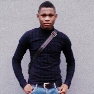 huhu2_2's profile picture. Le plus petit paradis au monde se trouve dans le soutien-gorge car il n'y a que des saints.Si t'es sérieuse t’es ma meuf sinon t'es ma pute.