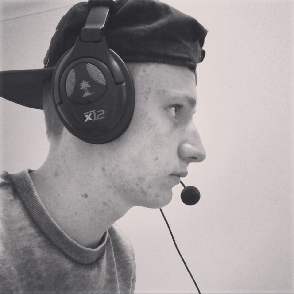 Competitive COD gamer - EU -

MLG and EGL