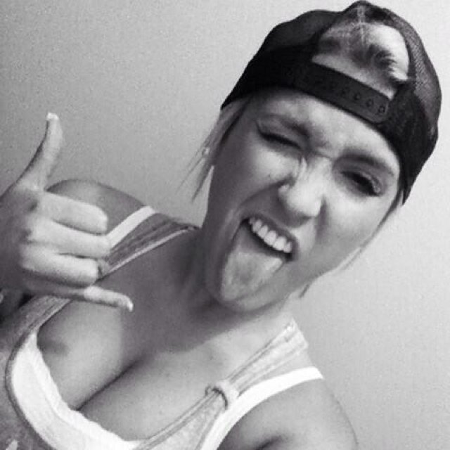 Attending WSU this fall. Starting a new life in Wichita. DM me (: Bi