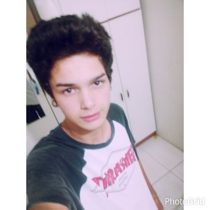 Ser simples me deixa em sintonia com a vida , Beleza e conectado com a Natureza  http://t.co/ELK3bwQpfw