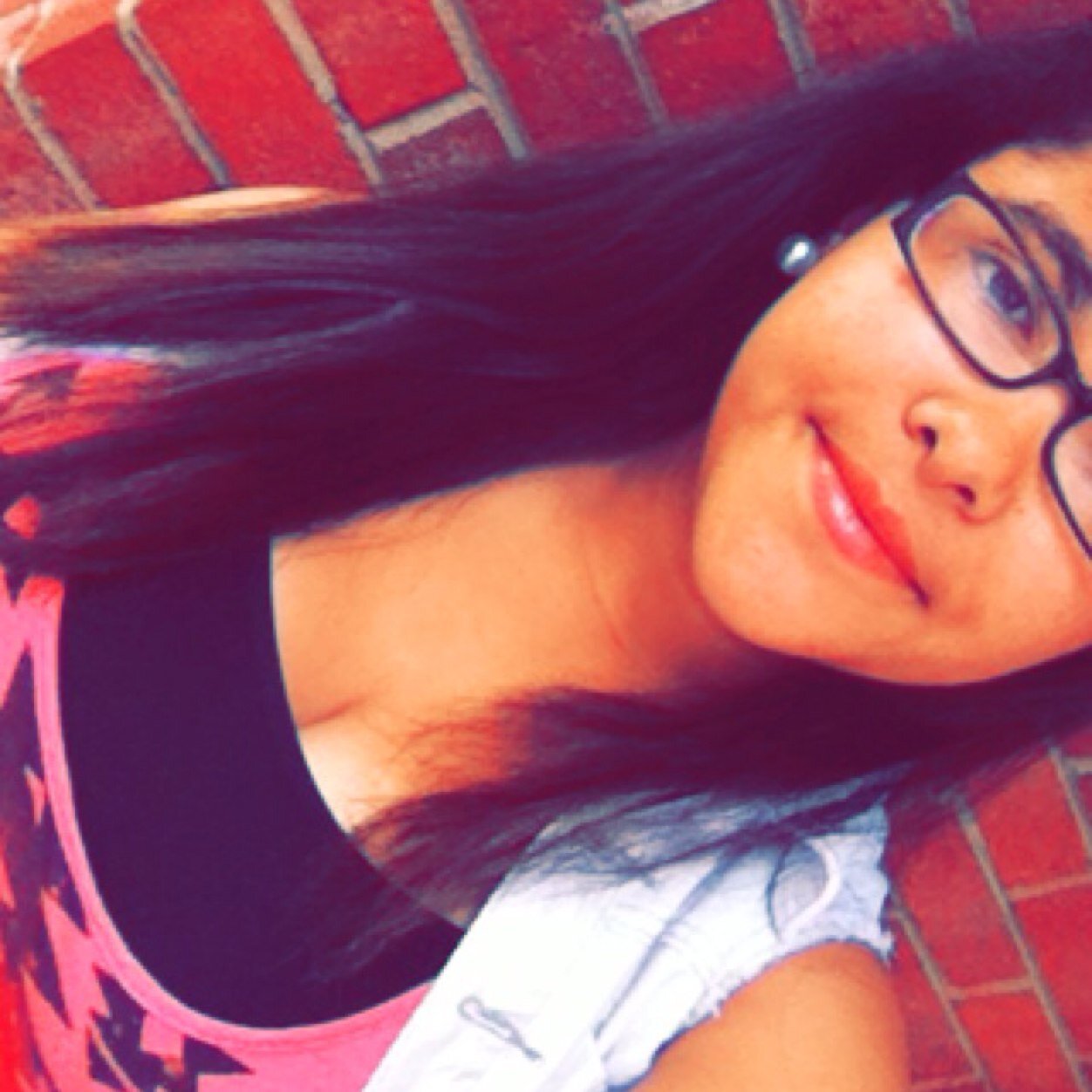 Ayee , I'm New To Twitter So Follow Mee!!!!