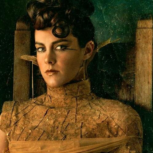Free Follow from @THG_Katniss_