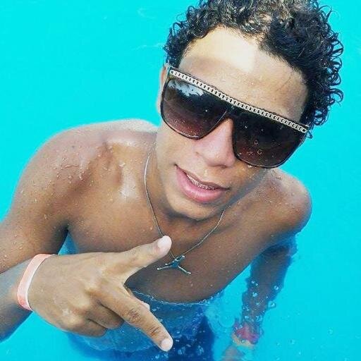 ~ Naci Sin Tu Ayuda , & Crees Que Voy , A morir , Por Ti ~