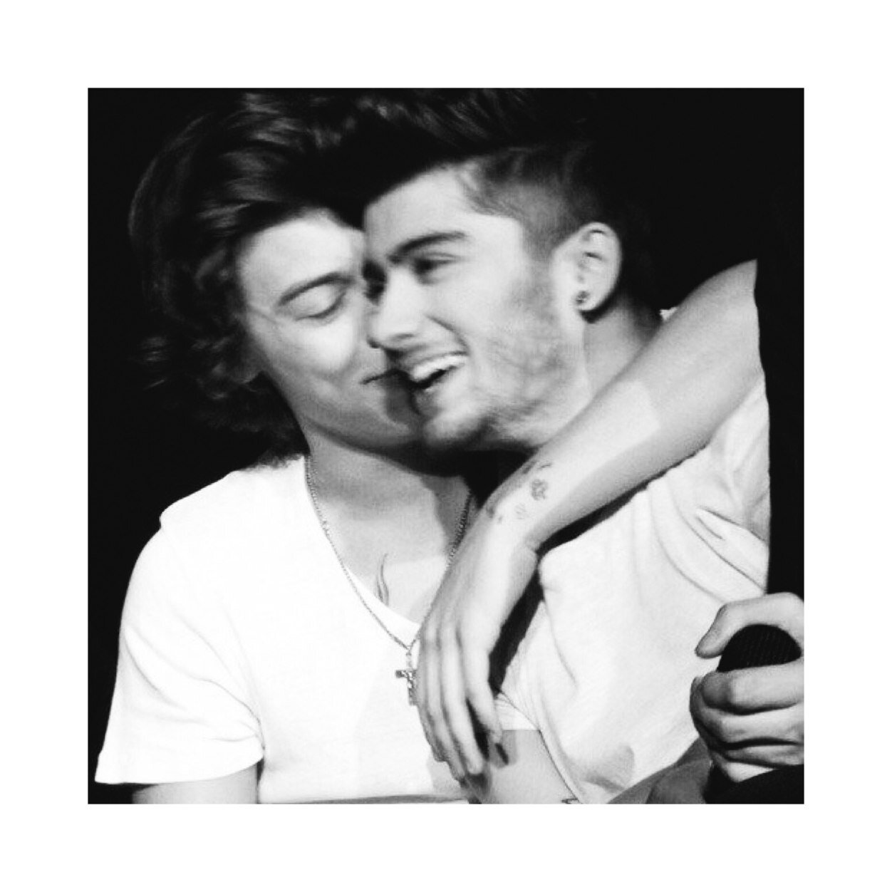 • and we are in the bed togheter, laughing and we don't care about anything •