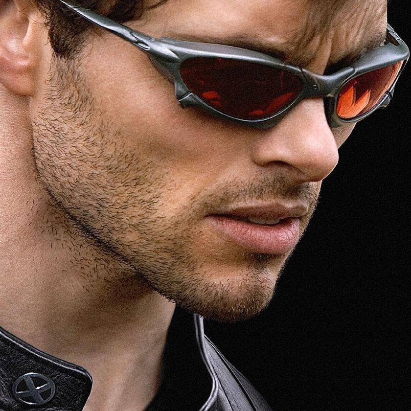 The Leader  of  The X-Men      { RP account, MC 21+}