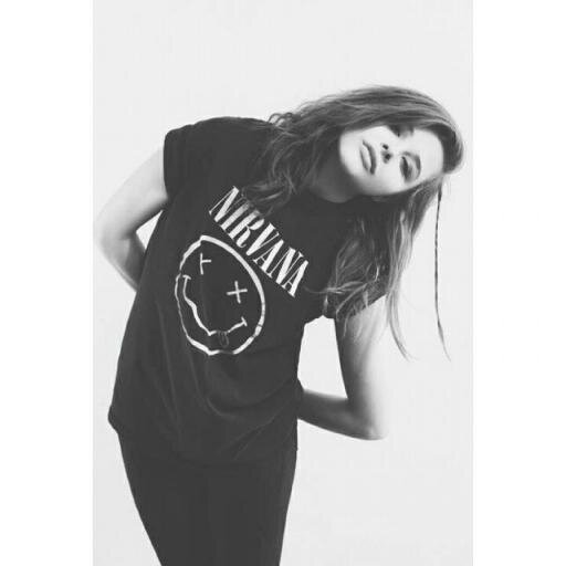 fcklife_97's profile picture. Being brave is the beauty of hope