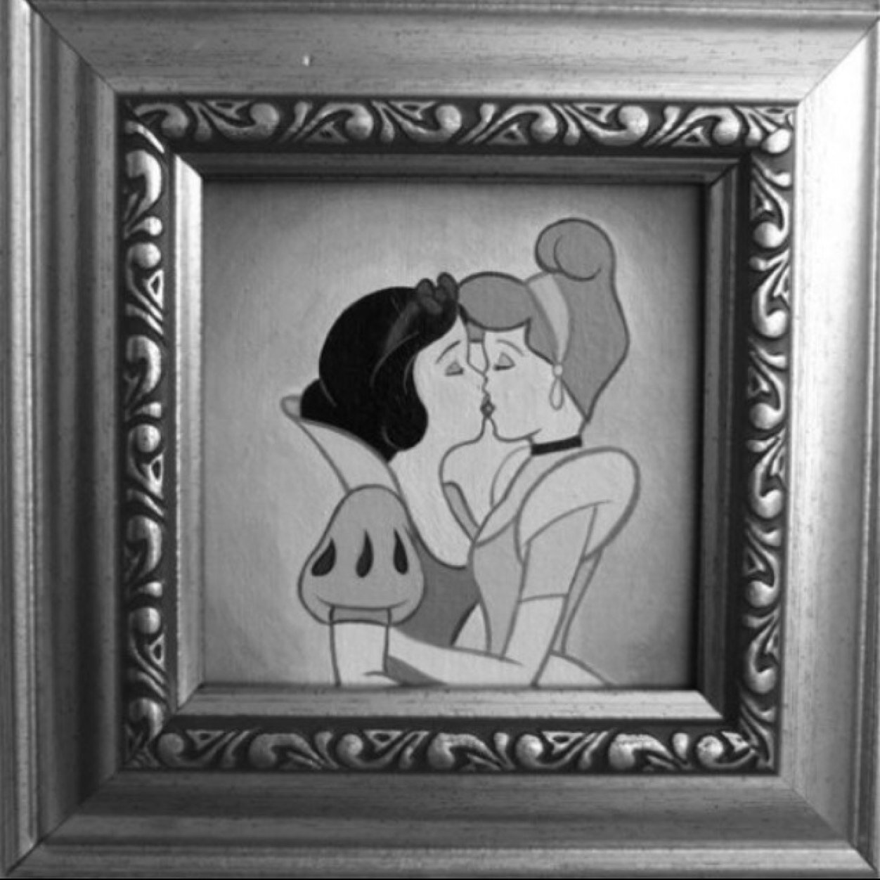 I tweet for twat.
#TeamNoLabel except #TeamLesbian