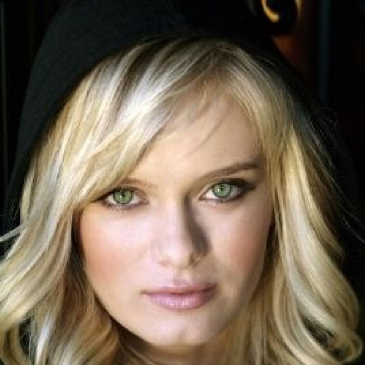 Hey... Destiny here i'm the forgotten sister of all the angels... I've been living with Castiel and those Winchesters. I'm not all good.  (OC/RP/MV)
