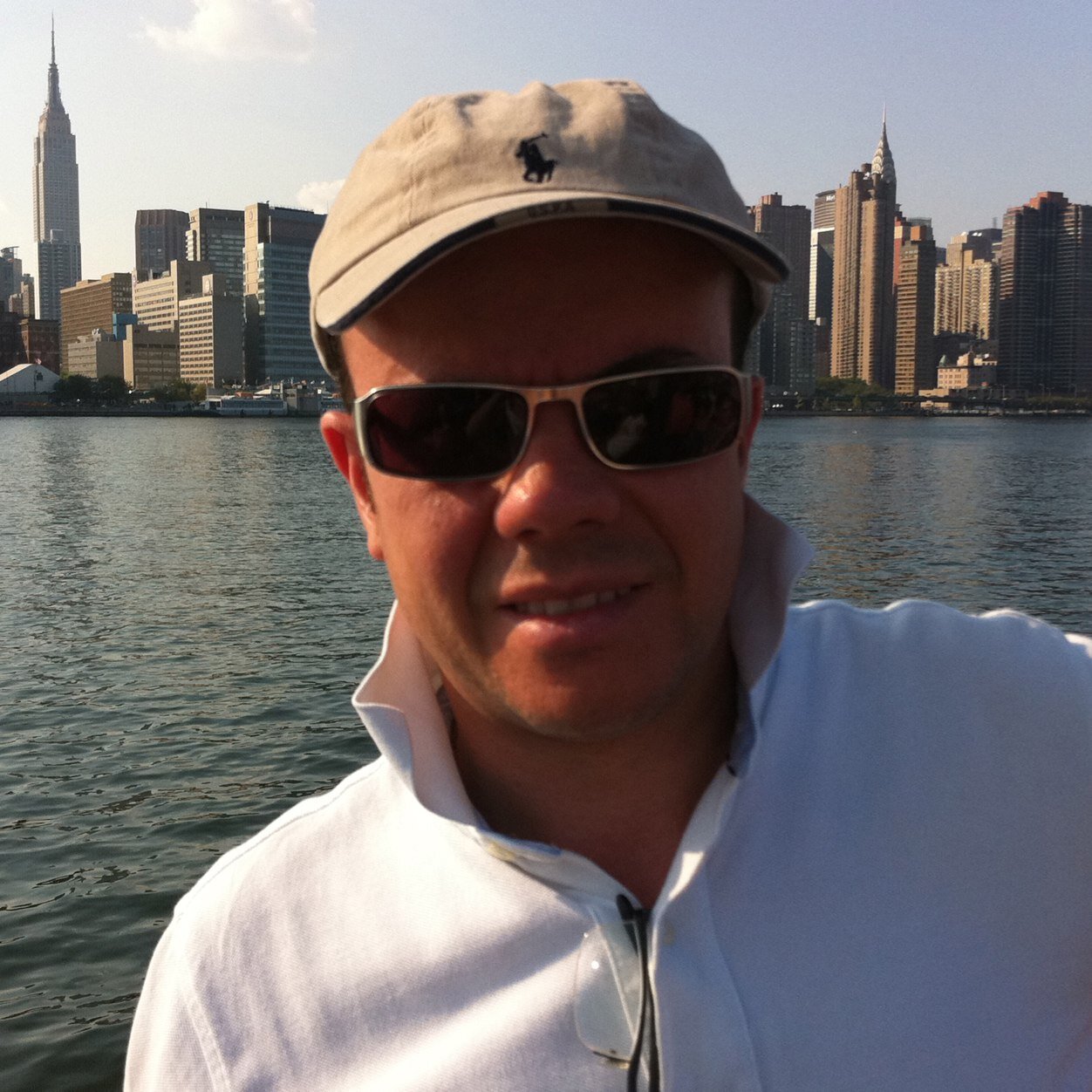 beppe873's profile picture. 