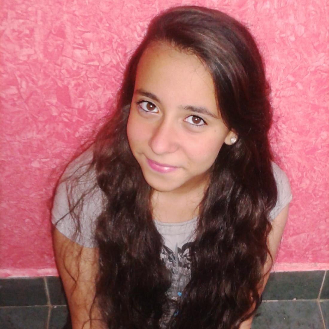 Name: Maria..14 years Old., Zmalkwya ♥ ..christian....Belieber∞ ♥ ... Swimmer Wanna to be Model .. Singer . Live in Cairo,Egypt .. School : Ahmos langue school
