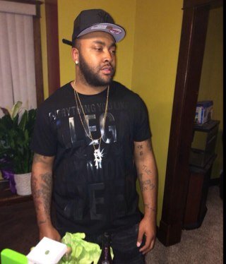 I'm just a cool laid back person, I lik to have fun an get to the money one way or another!!!!!! follow me an ill follow bk