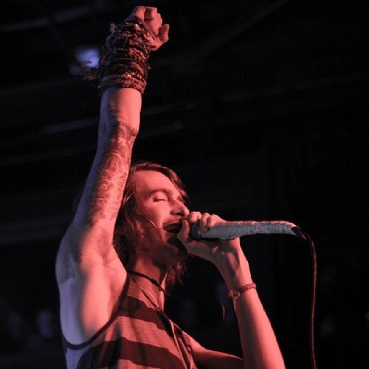 Heavy metal *-*