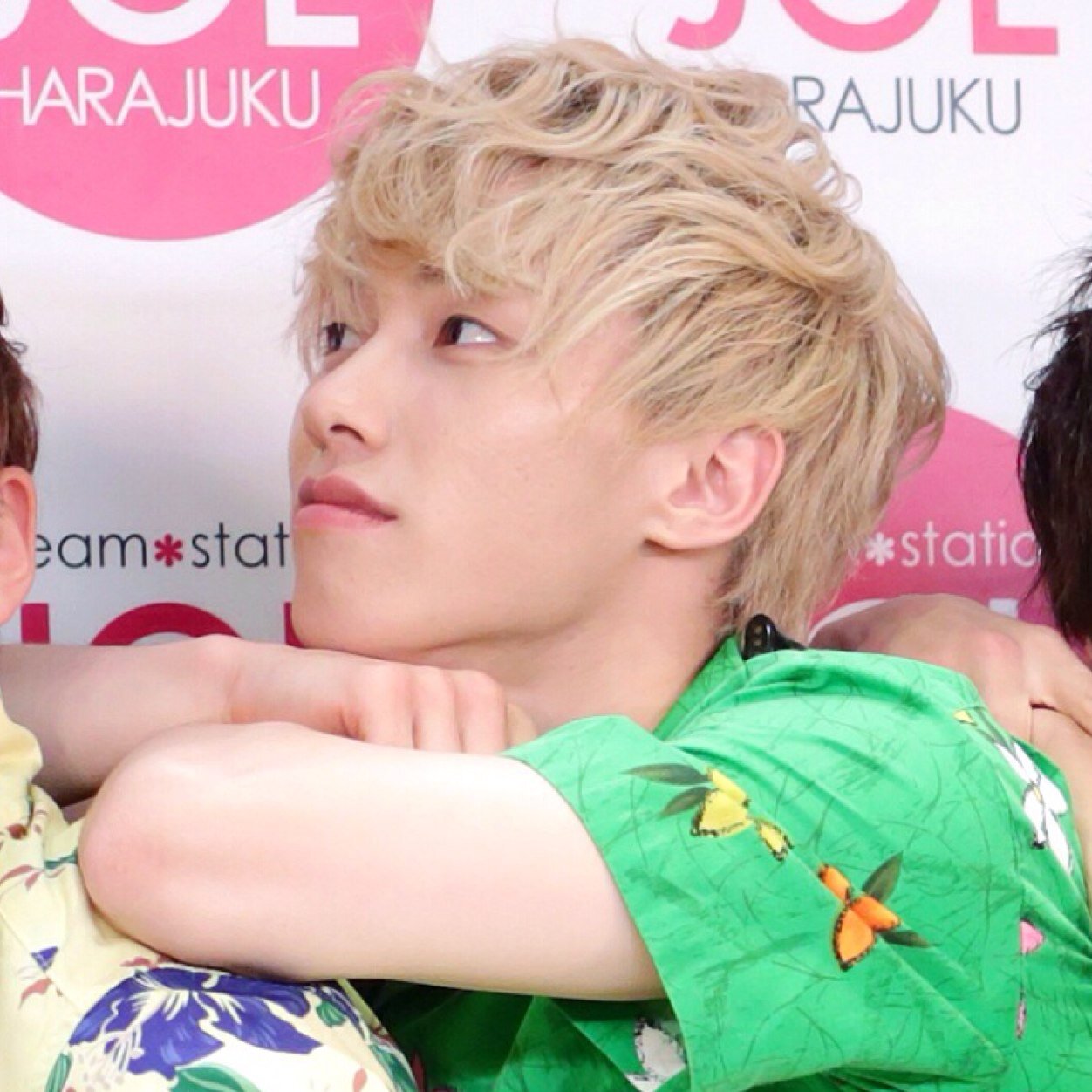 Babygreen.GはBEE SHUFFLEの末っ子モンスター、ギュミンを応援するアカウントです!! 写真や動画をUPしてます‼︎応援して下さい♡비셔플 막내 규민을 응원하는【베이비그린】 입니다!! 많은 관심 부탁드립니다^^