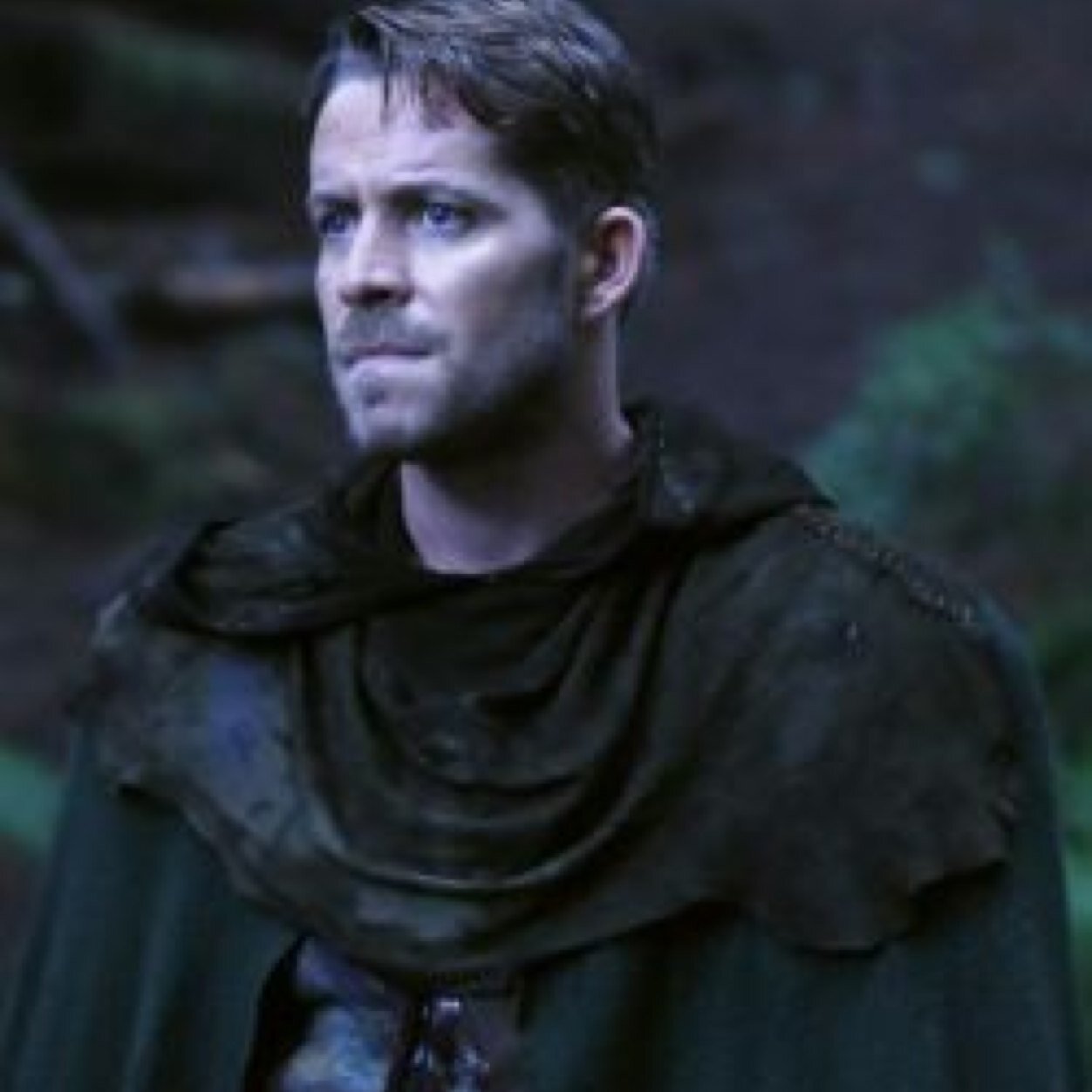 Doing what is right, is not always what is right for you. Maybe? It is time to follow my heart instead of what is moral. [#OUAT 18+RP]