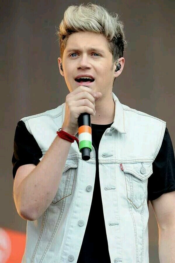DIRECTIONER FOREVER.
4 DE MAYO DE 2014 ARGENTINA
ONE DIRECTION AND ANYMORE.
NIALLER FOLLOW ME PLEASE.
ARGENTINA♥
IRELAND♥
ENGLAND♥
MUNDIAL2014ARGENTINA♥