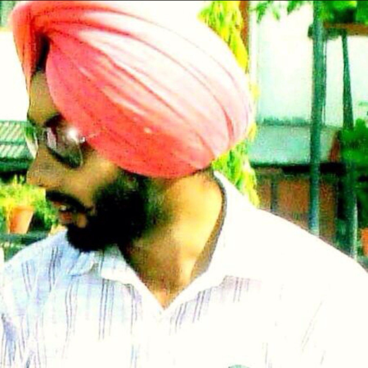 ਚਲਦੀਆਂ ਹਨੇਰੀਆ ਦੇ ਸਿਰਨਾਵੇ ਨਹੀ  ਹੁੰਦੇ ...