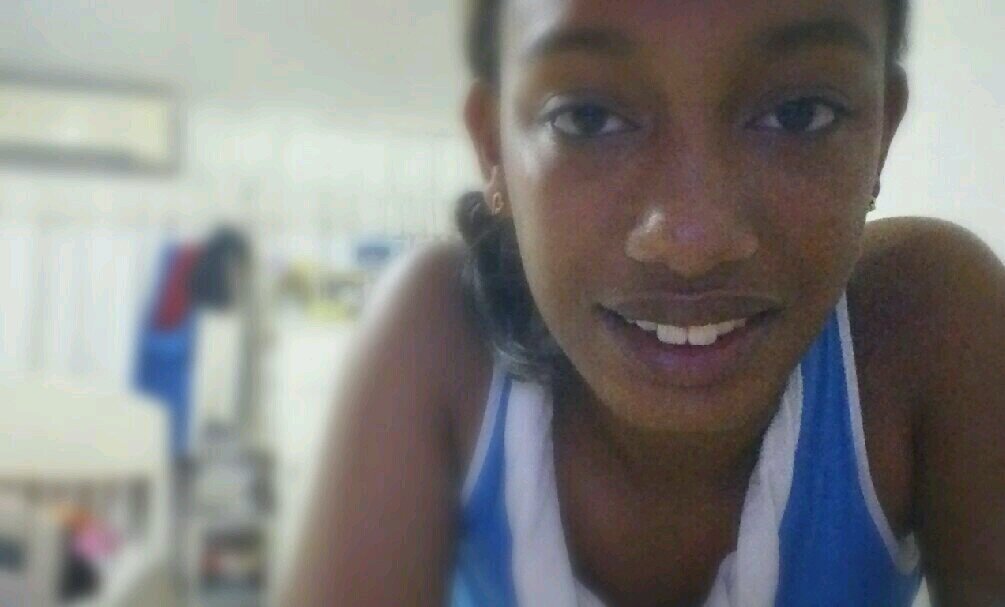 Im not Weird, you are very Common.  #voleybol, MY LIFE. ~ Young Money ~ My Chemical Romance ~ @onedirection ~ Royer J.♥ ~ I´m funny  and... whatever!!! O.o