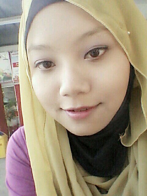 21 years old | Pascasarjana Universitas Negeri Yogyakarta 2014 Magister Pendidikan Anak Usia Dini | avid reader, dream enthusiast, thirsty learner ♥