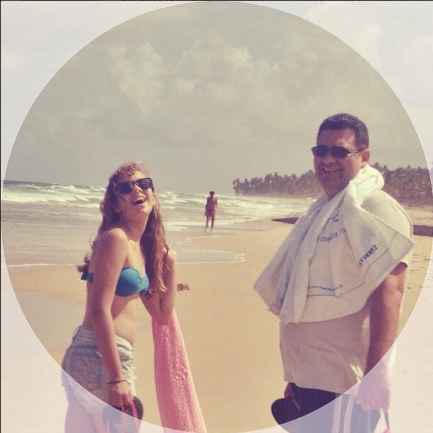 Amo minhas migs, pizza, praia e sol ♥
