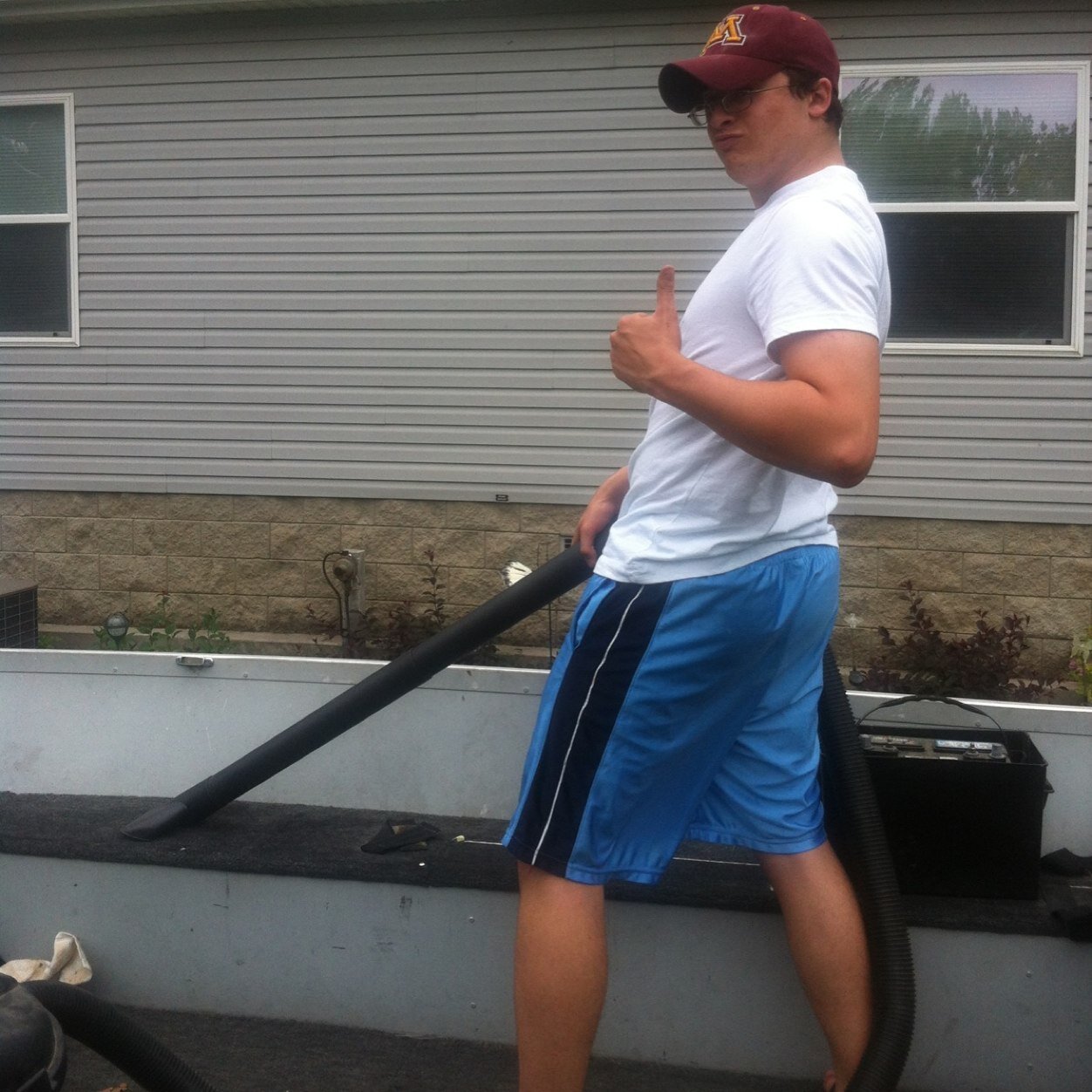 fatal_mullet's profile picture. 