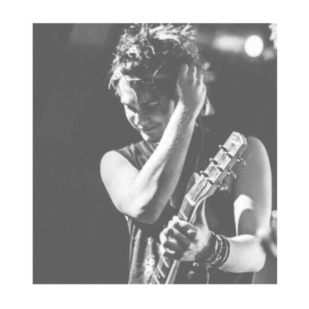 i love michael clifford and  i hate myself.