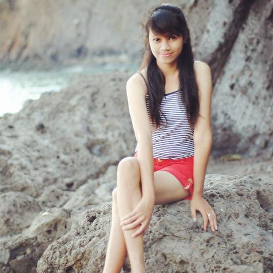 Hai Hai ? Follow Me, Follback Just Mention || The Best way to Find friends is that we Must appLy as friend .. :)