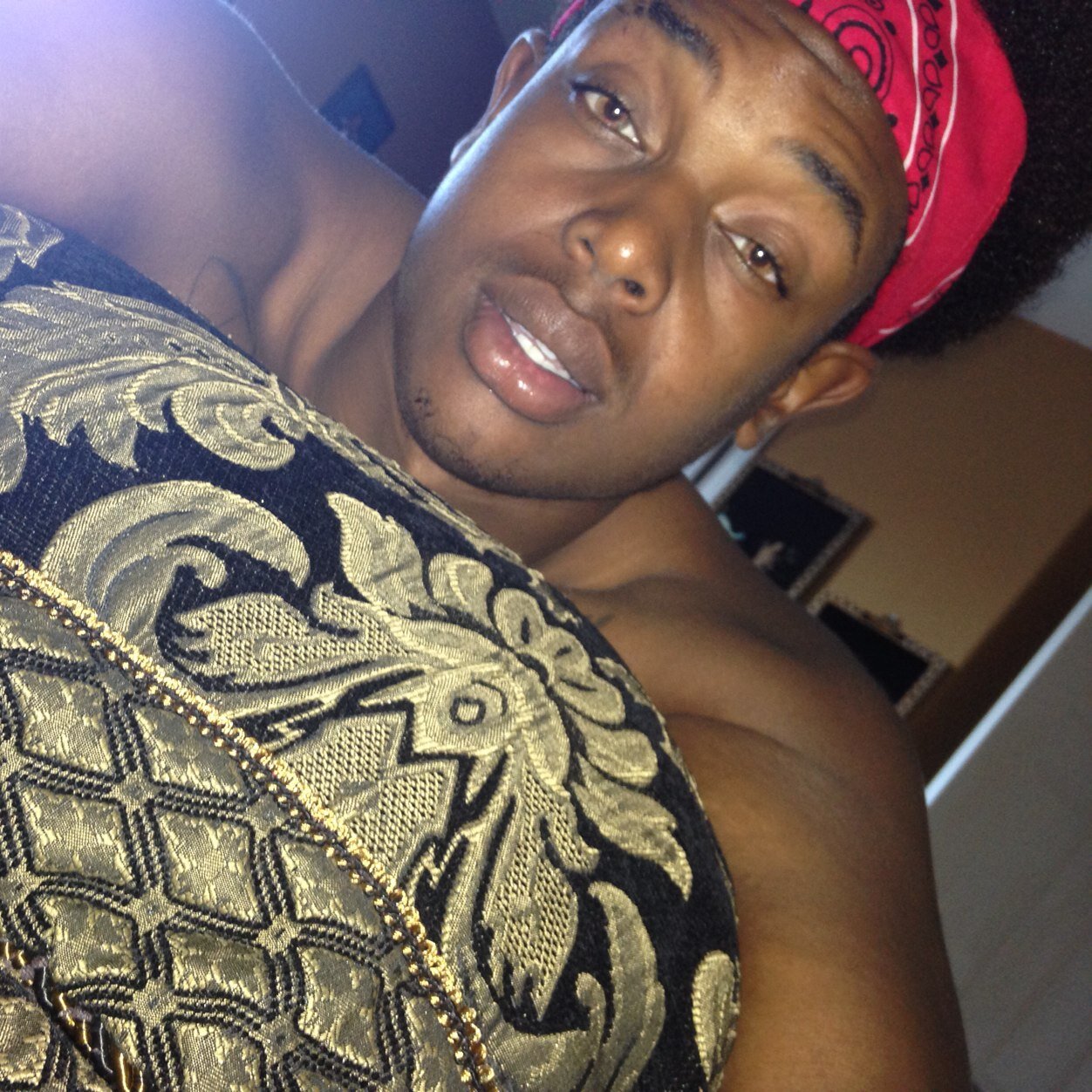 Im Just Ayeee Sweet Talkerrr 17 Yrs young Libra♎️ Solo Dolo/ Hippy Sqqxxâdd✌️
IG: ImJust_A_SweetTalker