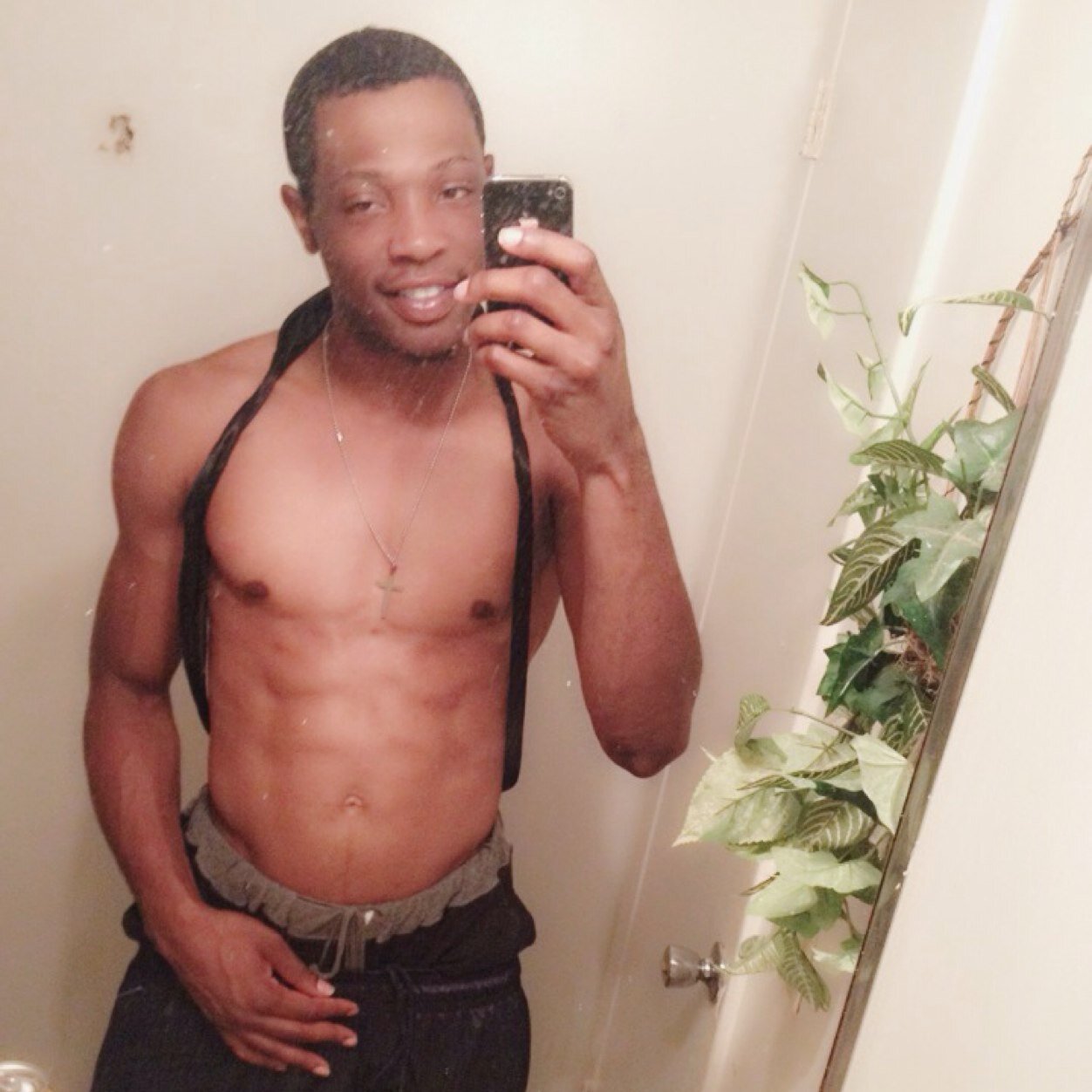 xnadley07's profile picture. I am who I am and jus let me be..Its only me and accept what God allows...