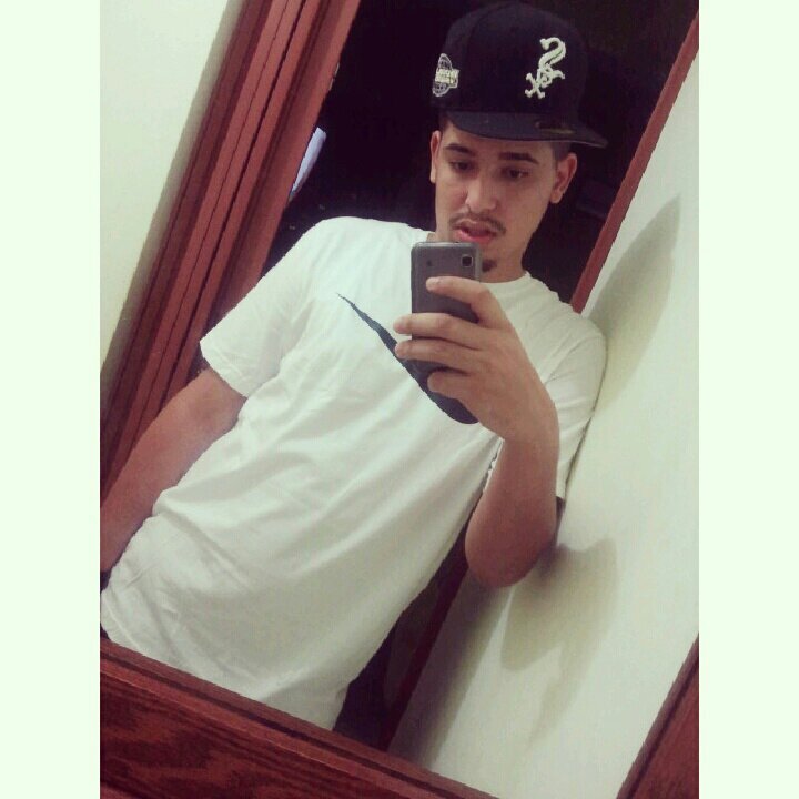 ALPVCHINO's profile picture. tengo acctitud de negro & Pienso como blanco...