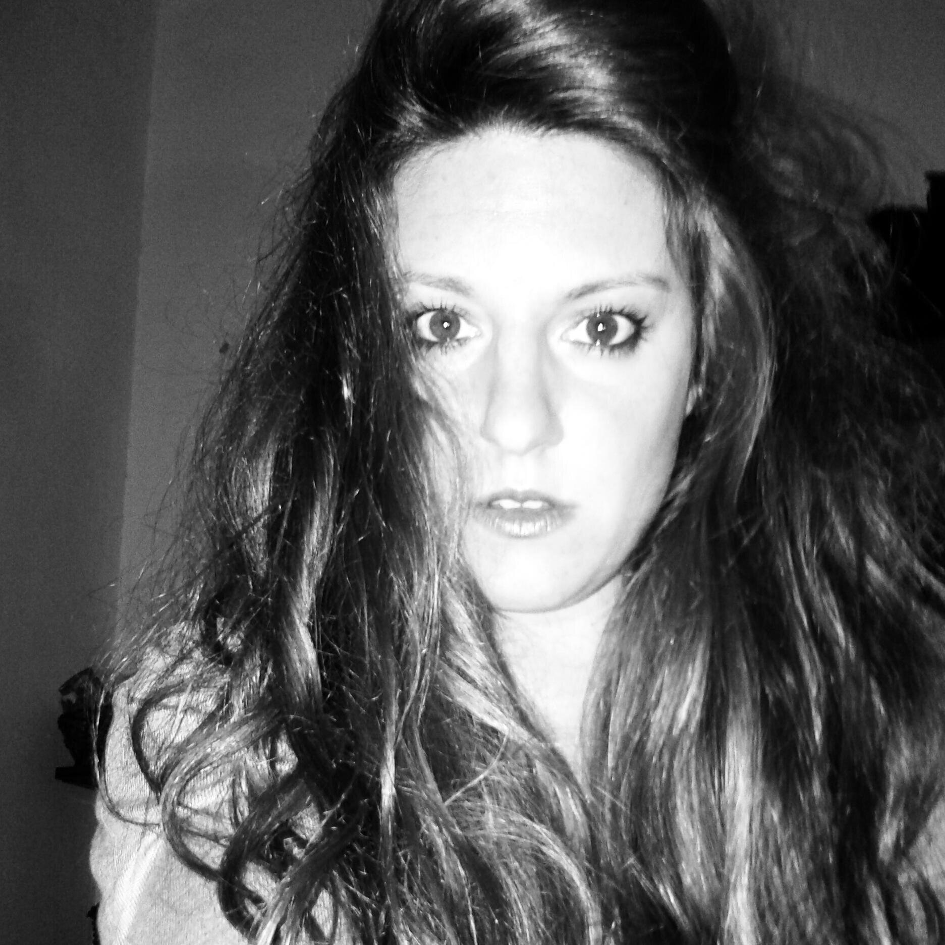 Cele_Garcia's profile picture. Artist & Daydreamer.
All roll into one.