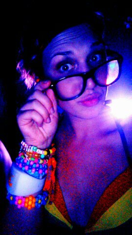 TrippyTrishhh's profile picture. live to love, love to live.