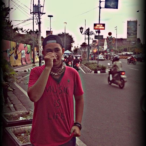 Hamzyd_'s profile picture. 