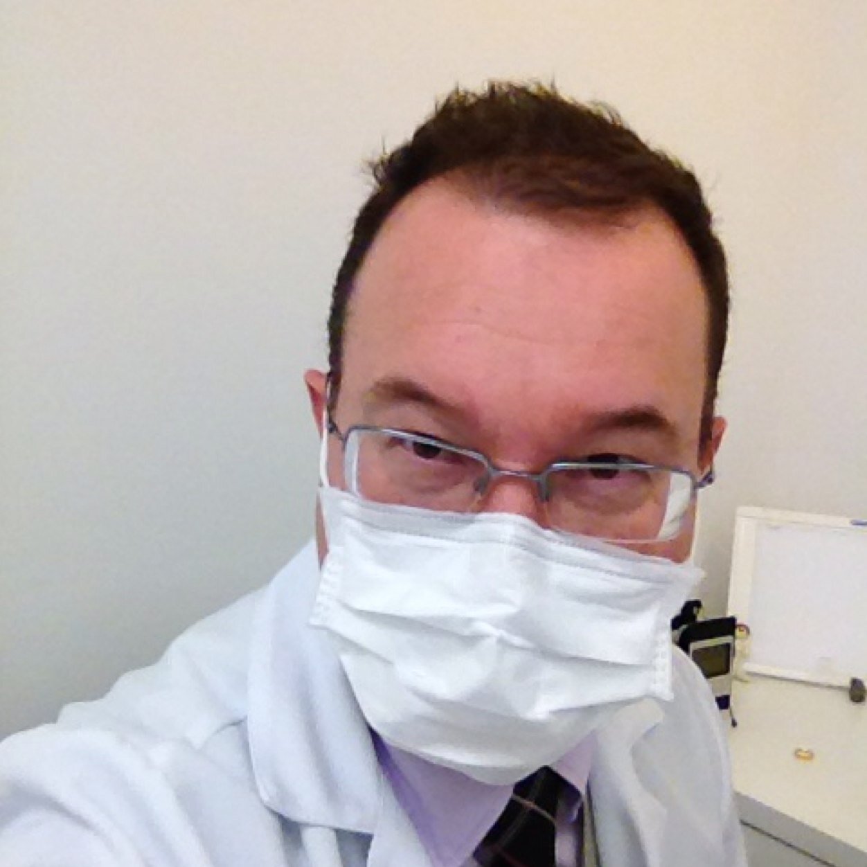Médico Anestesiologista e Ginecologista-Obstetra