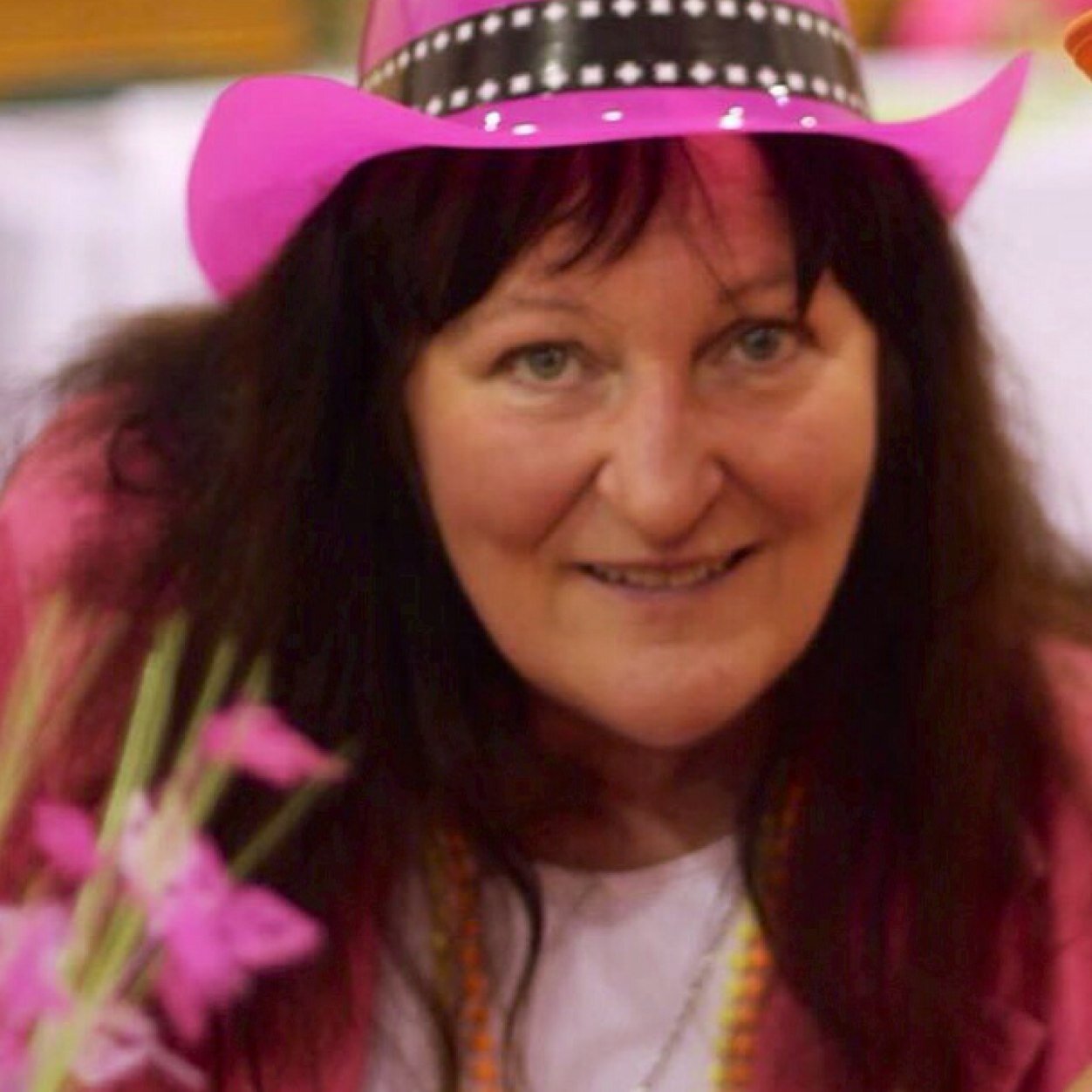 yellowflyl's profile picture. 