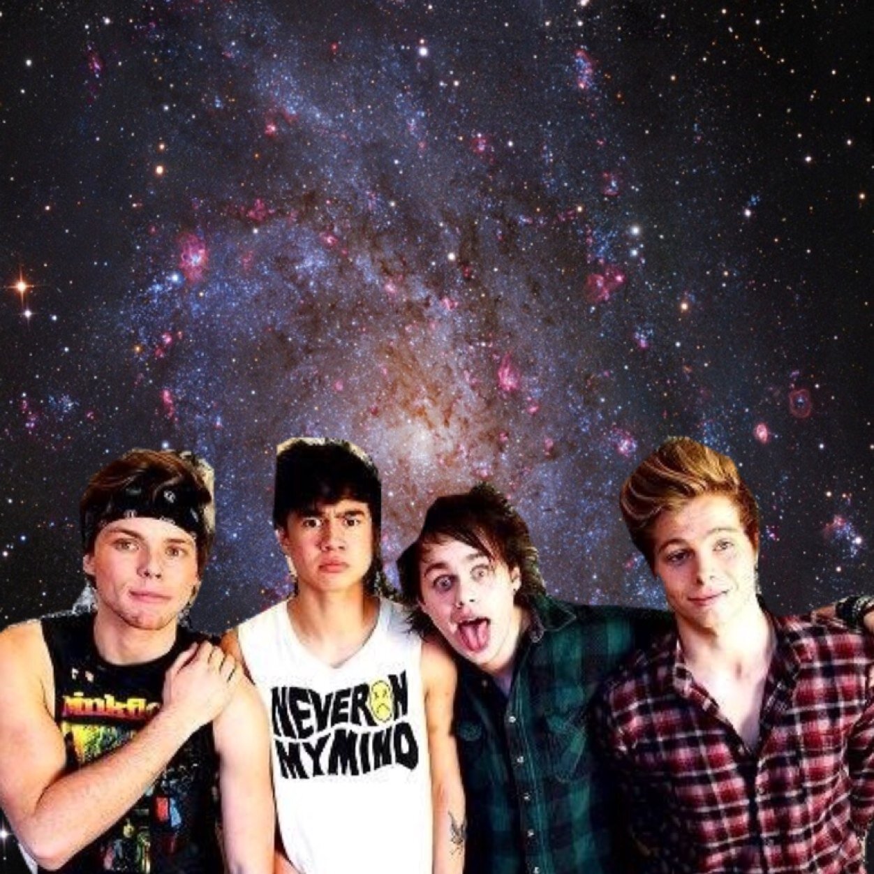 this account is blessed, he will follow you xx free follow from @rollingmashton xx sorry if i scared you! ily ❤️