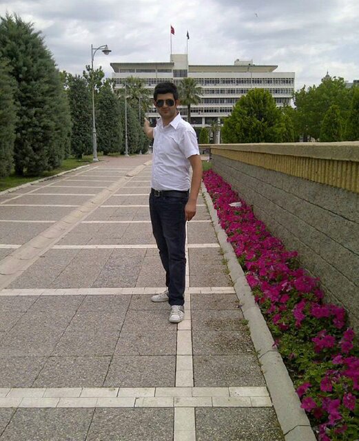 bont007_39683's profile picture. 2011  de  Malatya'da INÖNÜ Üniversitesinden mezun oldum Adanalıyım iş sebebiyle IZMIRDEYIM 2 yıldır... Sımdı açıktan kamu yönetimi okuyorum