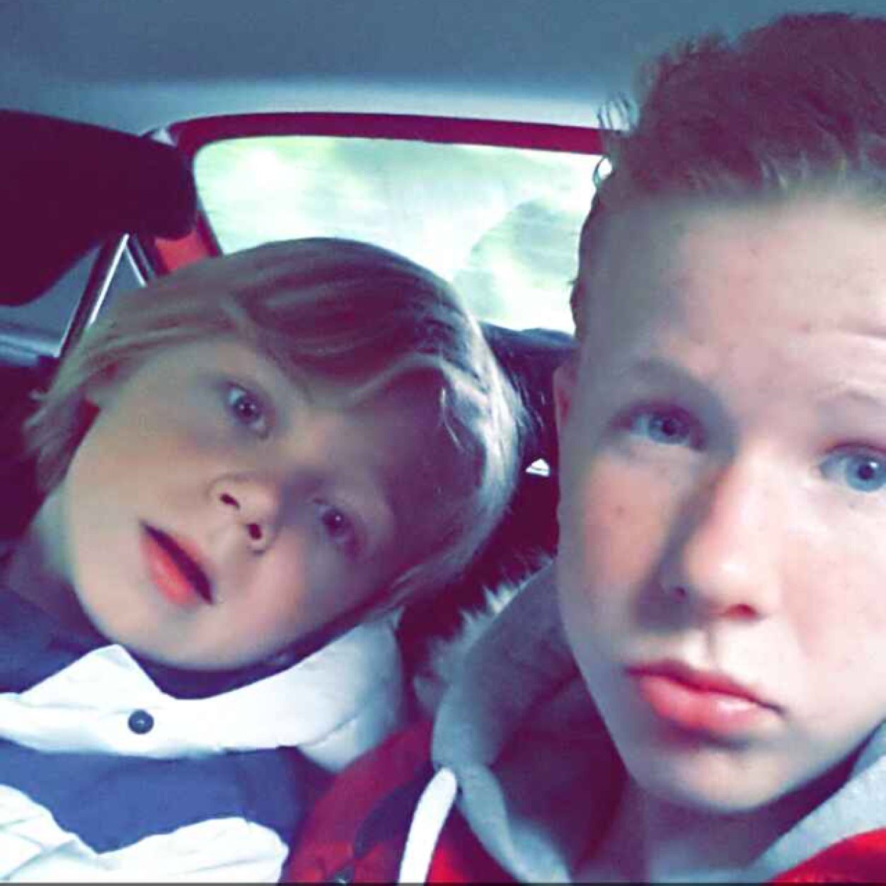 Cce~k2sc~voetbal~lovee my brotherrr x youre sistaa @ccherryll
