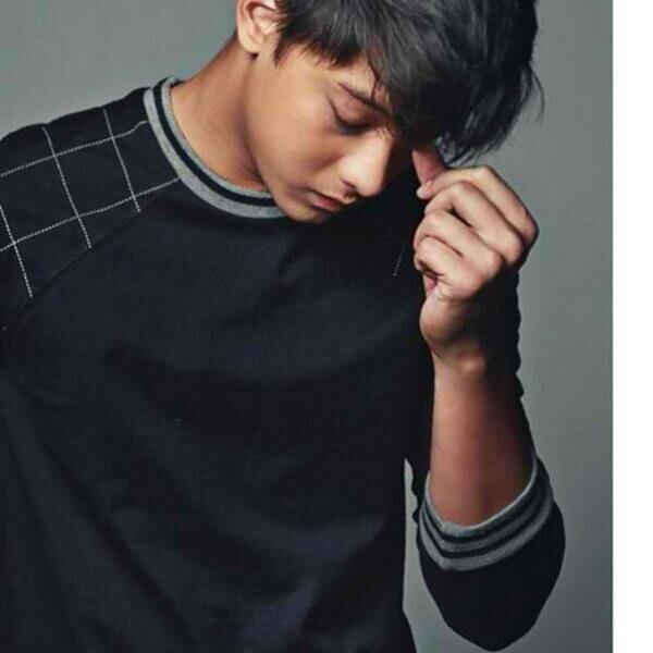 @arbigemine
Die-Hard Fan Of
@imdanielpadilla - Teen King
@bernardokath - Teen Queen
------------
Add Me
https://t.co/LqqeorhnlG