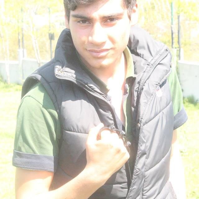 Secknngumus's profile picture. 16 yaşındayım -25-mart dogum günüm-
besiktaşim herseyim